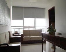 <b>松江洞泾办公室装修门窗施工</b>